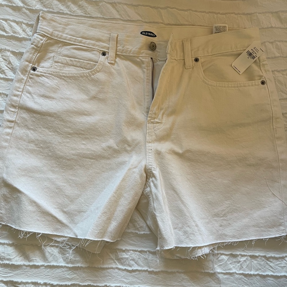 White old navy shorts never worn